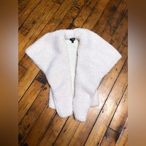 a.n.a. Sheepskin Vest. XS